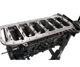 RB AWD Girdle Plate assembled with bolts